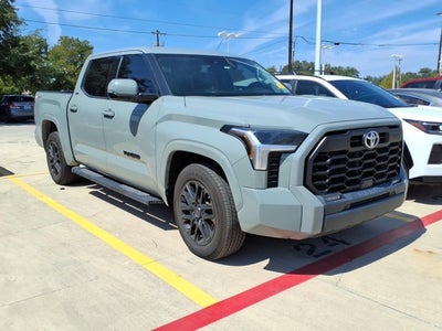 2023 Toyota Tundra 4WD SR5