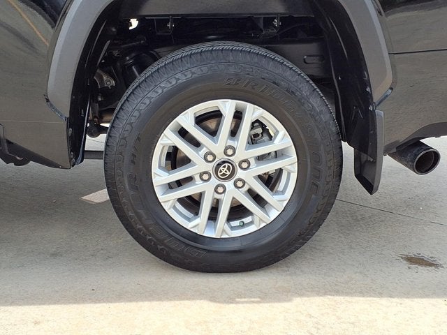 2025 Toyota Tundra 4WD SR5