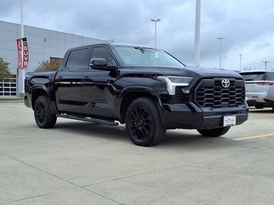 2023 Toyota Tundra 4WD SR5