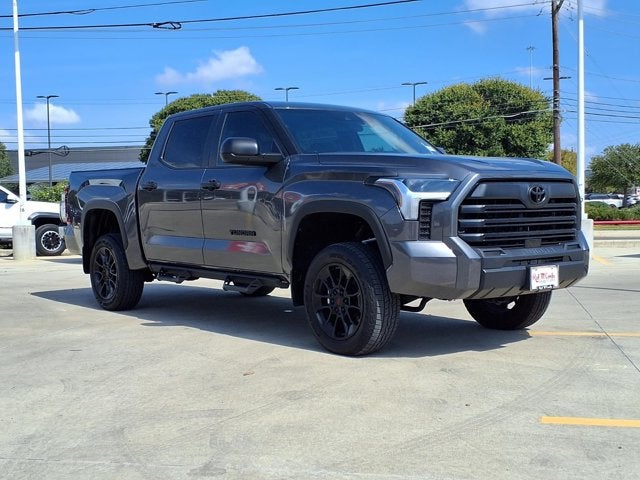 2025 Toyota Tundra 4WD SR5