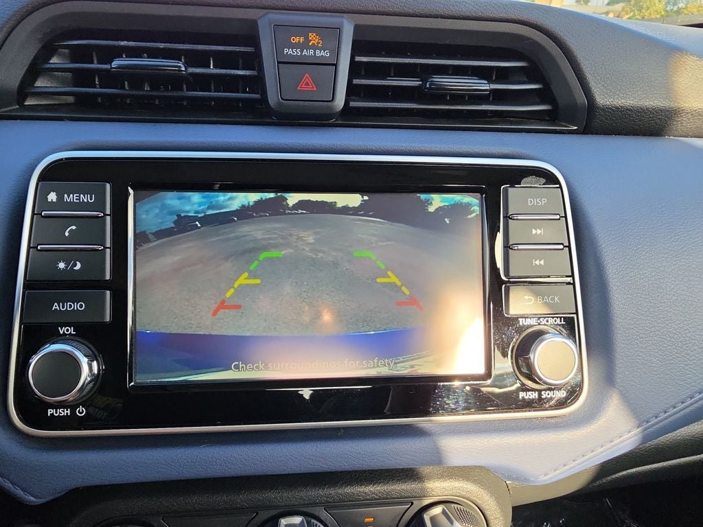 2023 Nissan Versa 1.6 SV