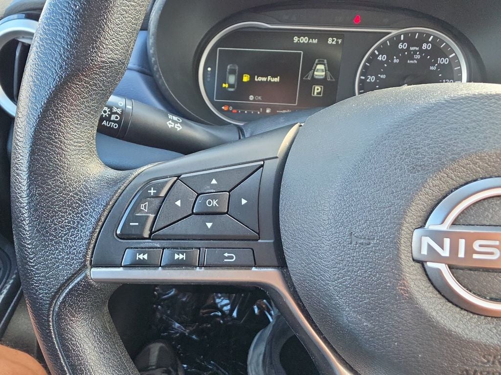 2023 Nissan Versa 1.6 SV