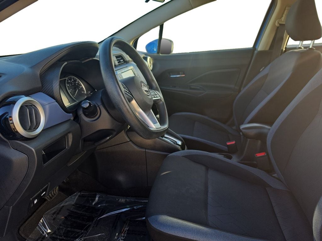 2023 Nissan Versa 1.6 SV