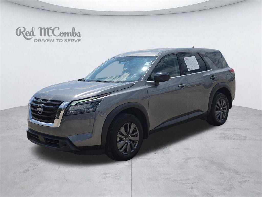 2024 Nissan Pathfinder S