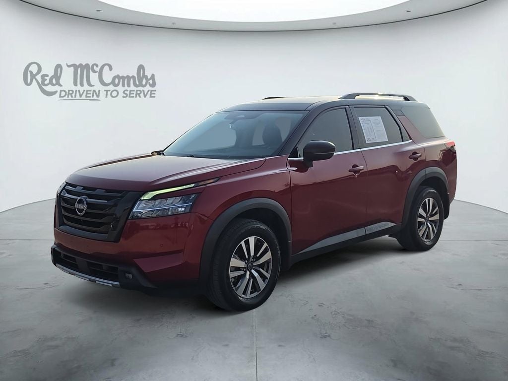 2022 Nissan Pathfinder SL