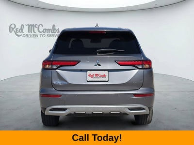 2023 Mitsubishi Outlander SE