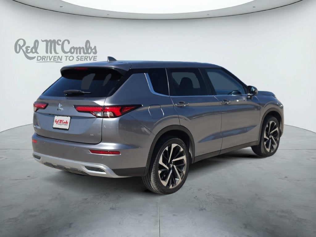 2023 Mitsubishi Outlander SE
