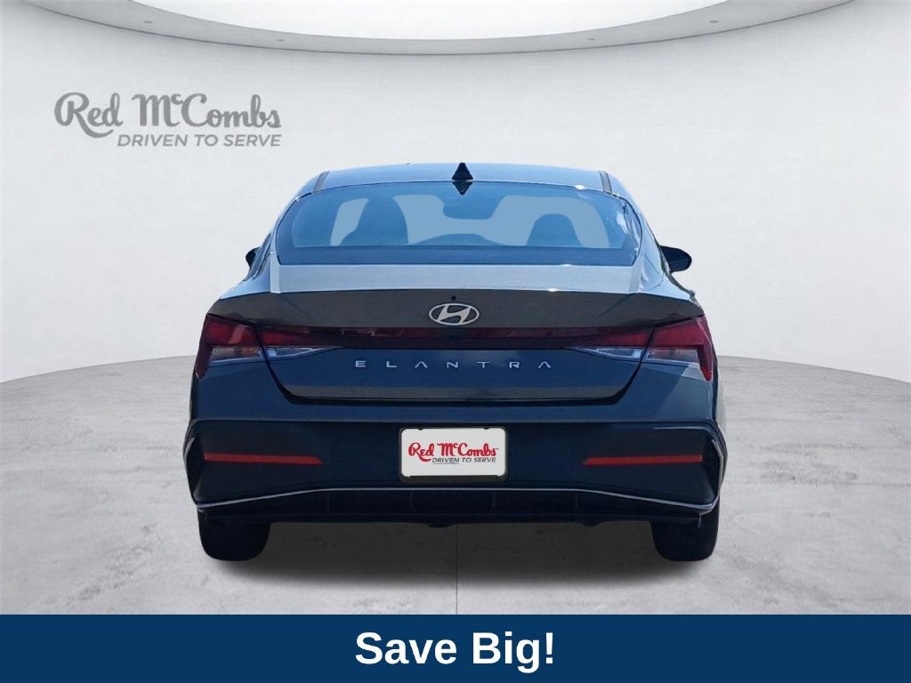 2024 Hyundai Elantra SE