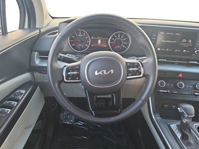 2024 Kia Carnival LX
