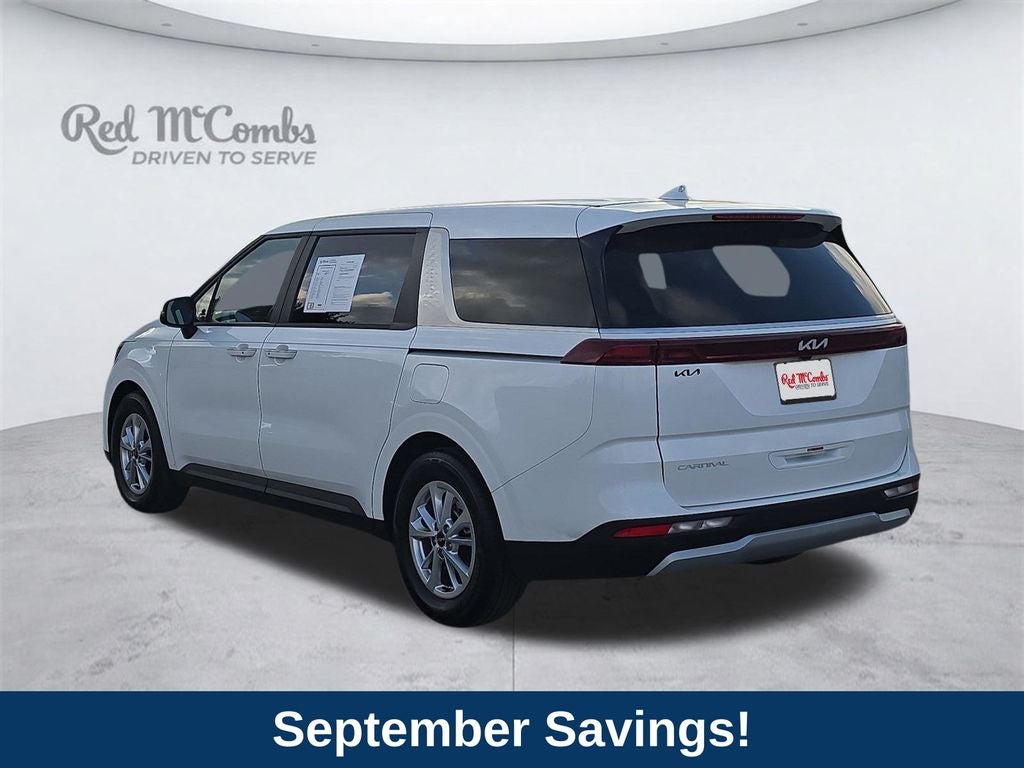 2024 Kia Carnival LX