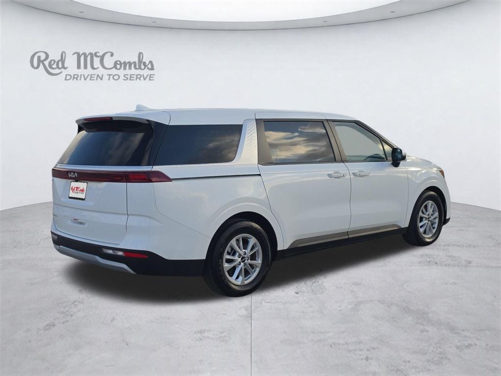 2024 Kia Carnival LX