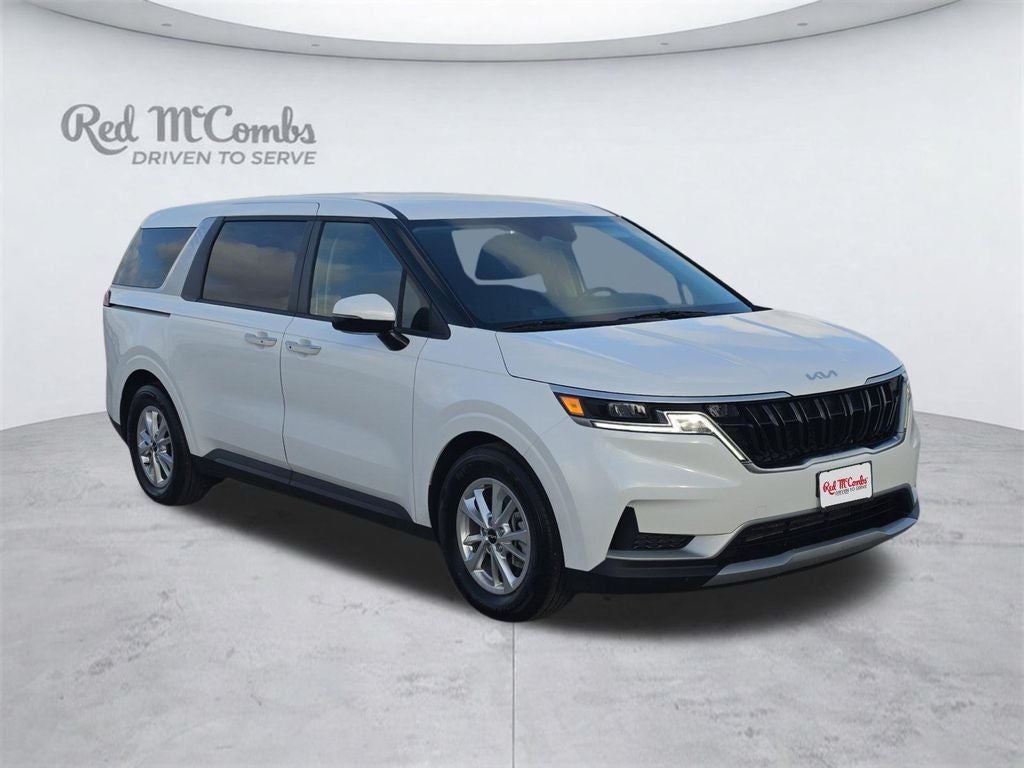 2024 Kia Carnival LX