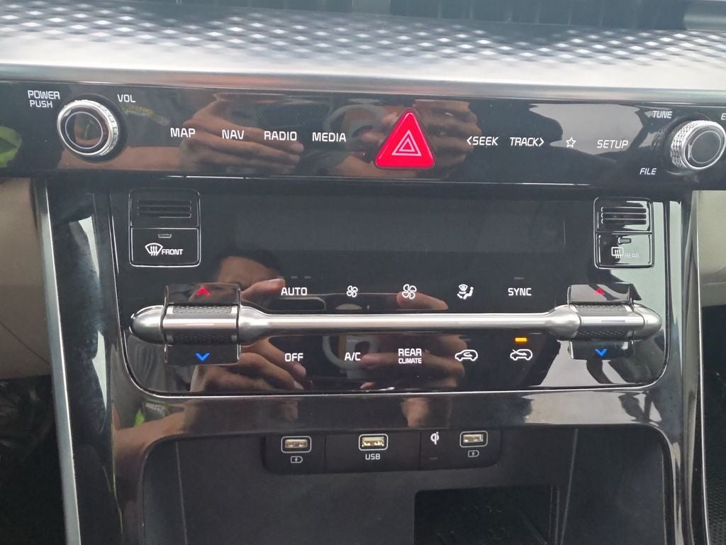 2023 Kia Carnival SX Prestige